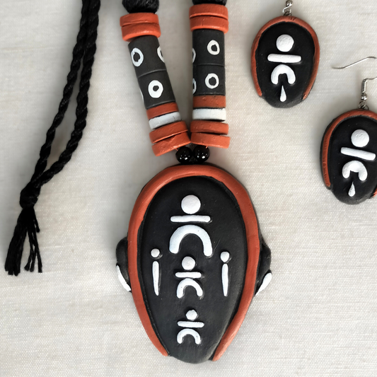 Terracotta Jewellery Set with U-Shape Pendant - Black & White