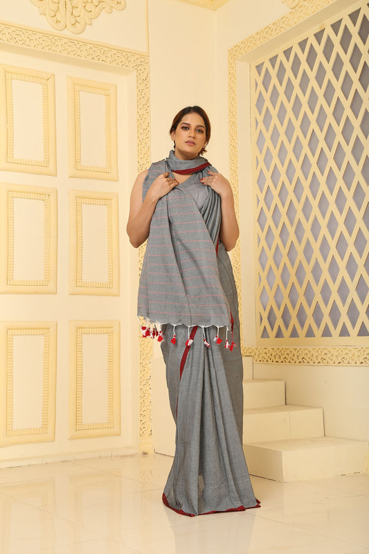 Mul Cotton Plain Saree Contrast Stripe Pallu Grey, Maroon Border with Blouse Piece Handloom Saree