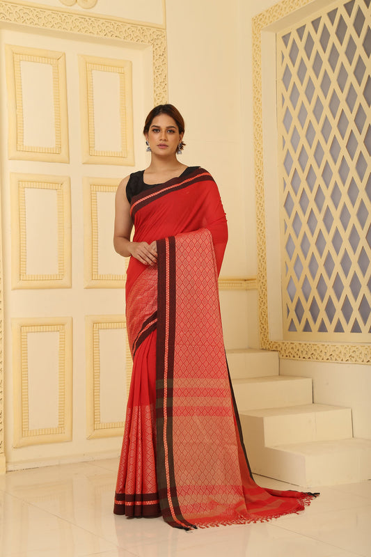 Cotton Classic Saree Tanchuri Work in Border & Pallu Red, Gold with Blouse Piece Handloom Saree