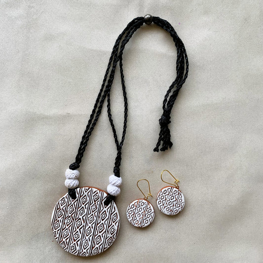 Minimalist Earthy Brown Geometric Terracotta Set